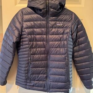 Patagonia Women’s Down Sweater Hoody puffer